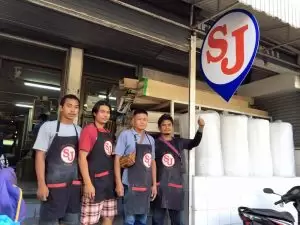 เกี่ยวกับเรา เรซิ่นเอสเจ 5 ร้านเอสเจลำสาลี