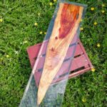 เรซิ่นผสานไม้ ราคาเท่าไร? แนะนำวิธีทำโต๊ะเรซิ่นผสานไม้ 4 เรซิ่นหล่องานไม้